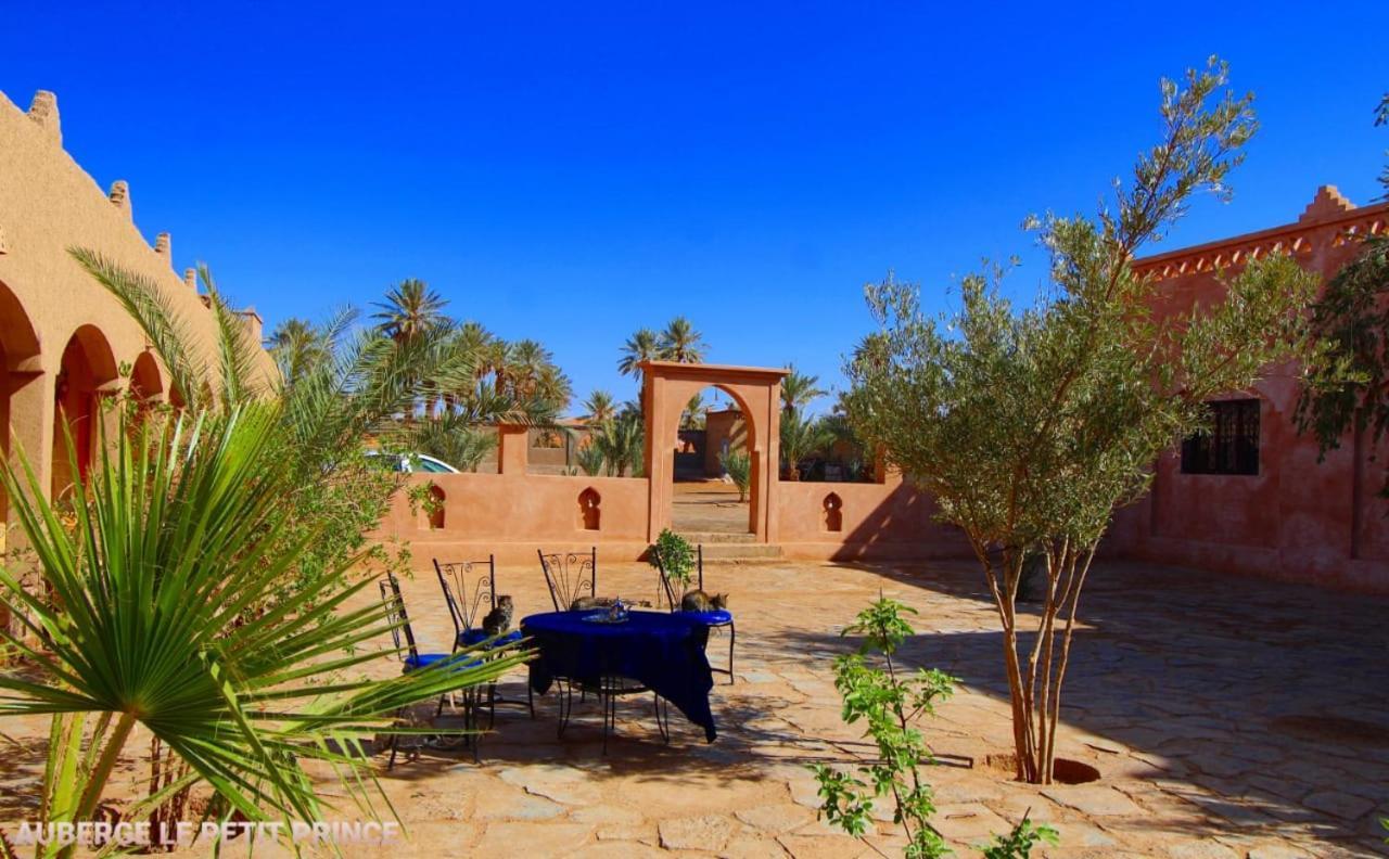 Hotel Riad Le Petit Prince เมอร์ซูกา ภายนอก รูปภาพ