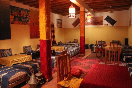 Hotel Riad Le Petit Prince เมอร์ซูกา ภายนอก รูปภาพ