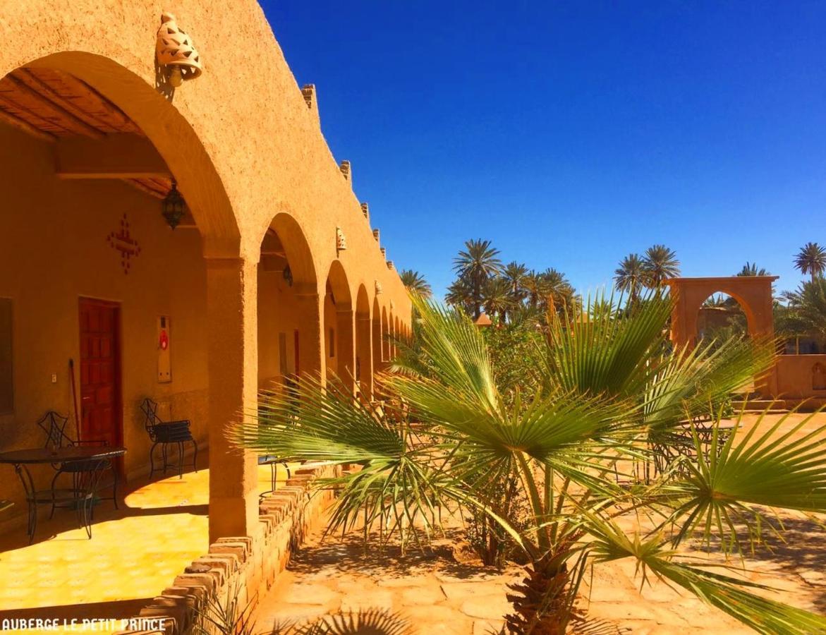 Hotel Riad Le Petit Prince เมอร์ซูกา ภายนอก รูปภาพ